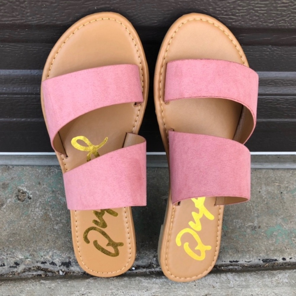 Last Pair! New W/Box Vegan Leather Sandal Sz 6